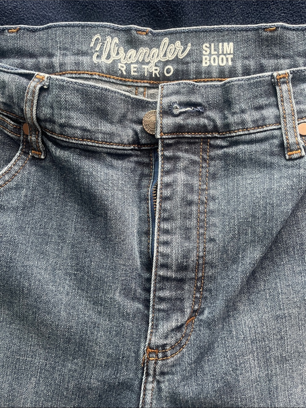 Wrangler Retro Slim Bootcut Jeans in Medium Light Blue - Slim Fit. 34x36 - Picture 2 of 6